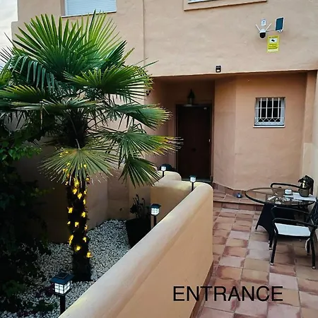 Deluxe In Royal Cabopino Townhouse Kwatera prywatna Marbella
